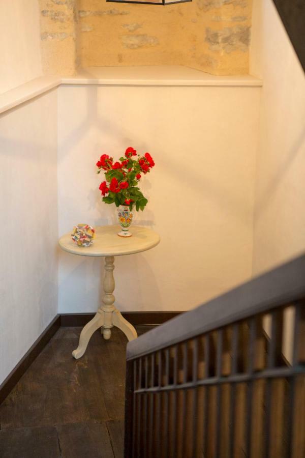 La Maison De Siloe Villefranche-de-Rouergue Dış mekan fotoğraf
